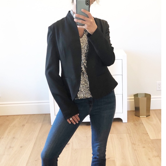 π‘ATHENS Criss Cross Lace Up Back Black Blazer - Picture 2 of 7